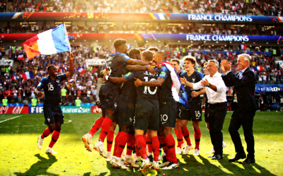 2018年俄罗斯世界杯决赛 - 法国队庆祝夺冠的瞬间